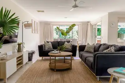 Image de Beach Pad - Family friendly large 4 bedroom holiday house - 4pm check out on Sundays*