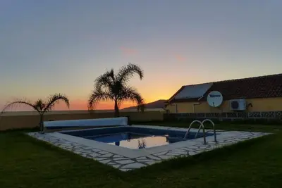 Private Rural House With Pool