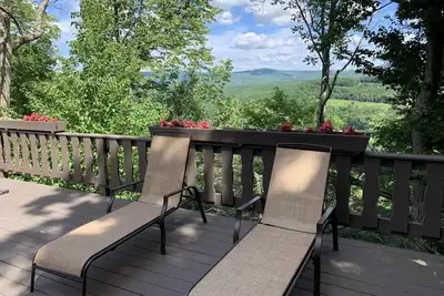 Image de Chalet nestled right in Windham Mountain's quiet beauty-private access to trails