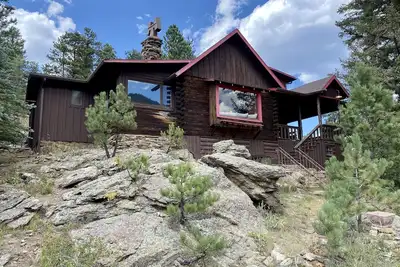 Image de Brown Cabin: Rustic Mountain Home w/Views