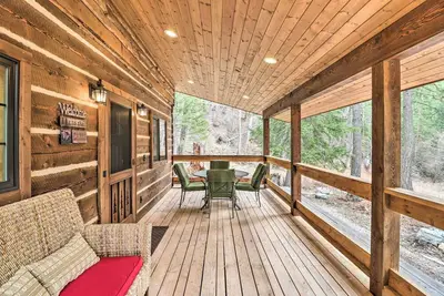 Image de Reconnect with Nature at ‘Timber Creek’ Cabin!