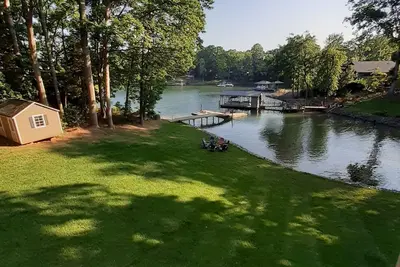 Image de Retreat at the Lake