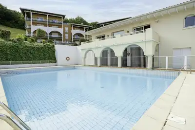 Image de Joli appartement pour 4 personnes avec Wifi, piscine, Tv, terrasse et parking