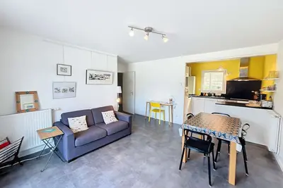Image de Appartement moderne centre-ville, 600m plage, résidence sécurisée, parking