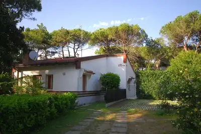 Image de Maison de vacances Lignano Sabbiadoro pour 1 - 5 personnes avec 2 chambres à coucher - Maison jumelé