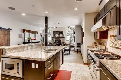 Image de West Vail Retreat | Hot Tub & Free Village Parking | 5 Mins to Mountain