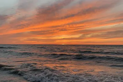 Image de Lovely Little Condo on the Big Lake