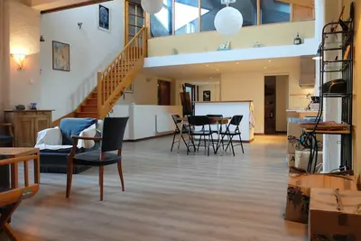 Image de Vaste logement, 163 m2 en bord de vieille ville