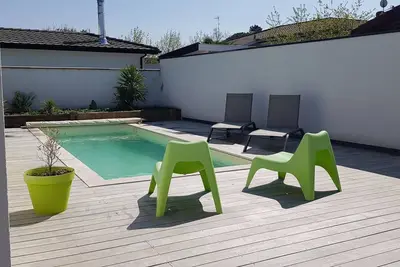 Image de Adorable Maison avec piscine près de Bordeaux et plages d'Arcachon/Cap Ferret