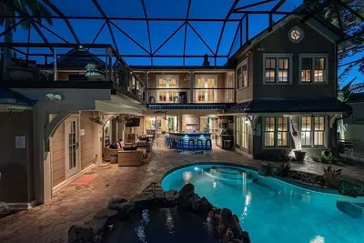 Image de Rum Cove-Magical Tropical Oasis: Pool/Hot Tub, Golf Cart, Kayak, SUPs & More