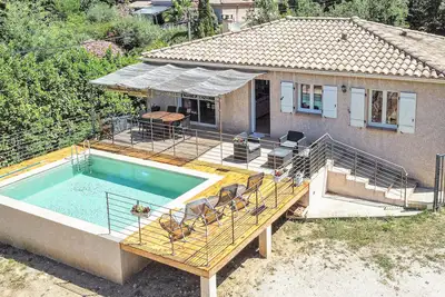 Image de Belle maison à Bordezac avec WiFi
