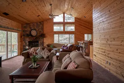 Image de Amazing Family Vacation Cabin Amazing mountain view 3100sqf