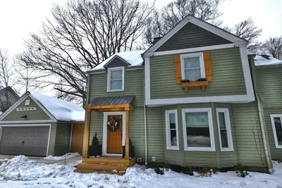 Image de Modern Farmhouse 3br + full basement