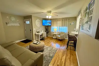 Image de The Beach House 2. 8 miles to Wec