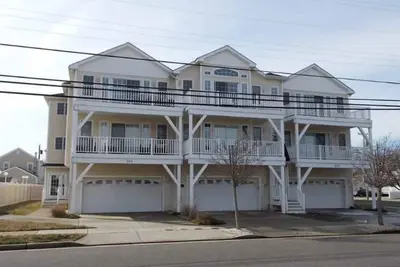 Image de Beautiful Condo-a Short Distance to Beach/Boardwalk (East 17th Street)