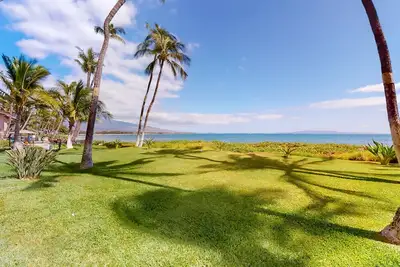 Image de Sugar Beach Resort Condo w/ Private W/D, Ocean View-Snorkel, Surf, Swim