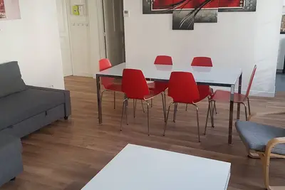 Image de Modern apartment near line 1 and Disney 52 m²