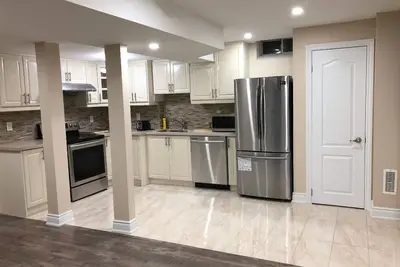 Image de Fully Furnished 2 bedroom basement apartment for a family