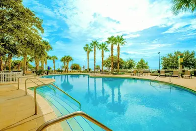 Image de Beautiful 3 Bedroom \/ 2 Bathroom Condo Overlooking the Gulf Lt1-704
