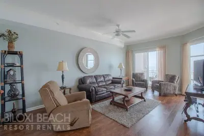 Image de Beautiful 3br/2ba Penthouse with Stunning Gulf Views – Legacy Tower I Unit 1305