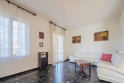 Image de Bel appartement pour 5 personnes avec Wifi, climatisation, Tv, terrasse et parking