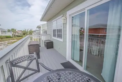 Image de Live the Salt Life in Golden Dog's Destin Rental