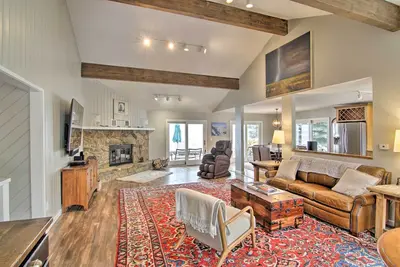 Image de Luxury Retreat w/ Sauna: 6 Mi to Ski Resort!