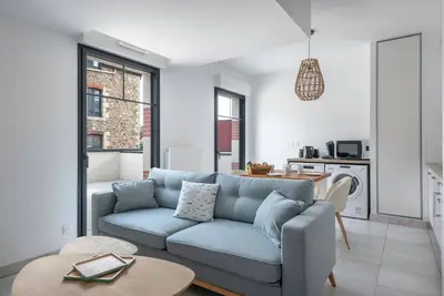 Image de 50m de la plage, bel appartement pour 4