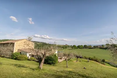 Image de Apartment for four people nestled in the Umbrian countryside - Olivo