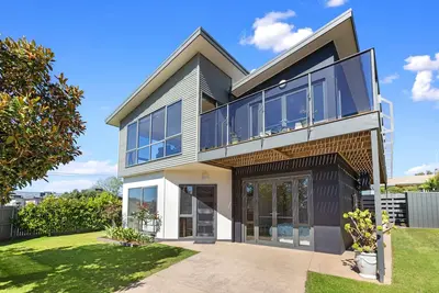 Image de Ocean Sounds - Central Family home for 11