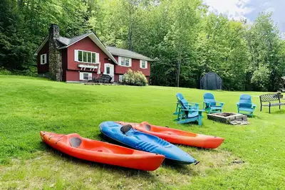 Image de Perfect Lake or Mountain Getaway Less Than 5 Minutes Away