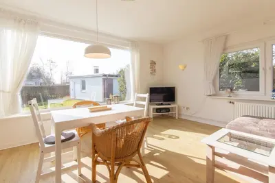 Image de Vacation home Kleeblatt 5 - Central, quiet location with garden and terrace