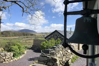 Image de Beautifully converted dream retreat for 2 - hot tub, glorious views of Snowdon!