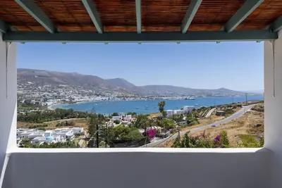 Image de Parikia Cove Mansion