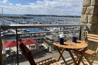 Image de Agréable studio avec magnifique vue sur le port de St Cast et avec Wifi, 3 personnes