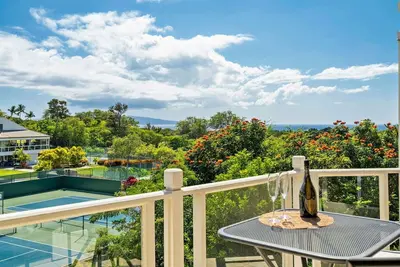 Image de Ocean and Golf Course Views 2 bed 2 bath - Grand Champions  112