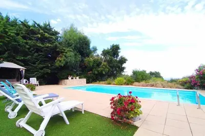Image de Villa 4 chambres avec piscine