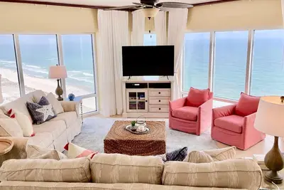 Image de Beautiful Corner Condo with the Most Breathtaking Views + Resort Amenities!