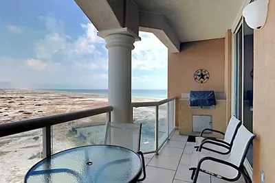 Image de Spacious Bay Front Condo with Spectacular Bay Views and Resort Amenities