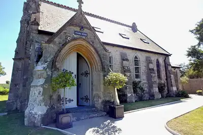 Image de Chapel House, luxury holiday cottage, with a garden in Chale