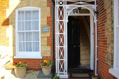 Image de Sleeps 14 Seaside Luxury House on the Suffolk Heritage