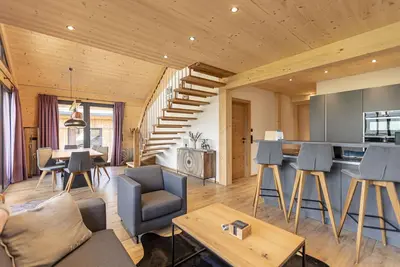 Image de Premium Apartment gallery with 3 bedrooms and sauna & outdoor bathtub