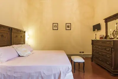 Image de Immersed in the Heart of the Tuscan countryside, in the luxury of yesteryear