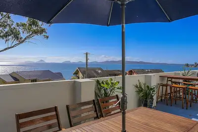 Image de The Point 10, 5-7 Mitchell St - stunning water views