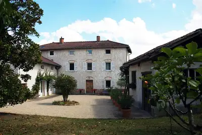 Image de Maison Maître*** Dombes\/Beaujolais +16p+\/Piscine\/Sauna\/Pétanque\/ Chef à domicile