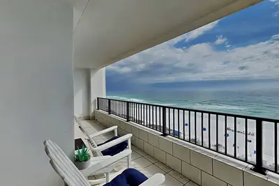 Image de Breakers East #806 | Gulf Front View + Amenities