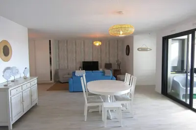 Image de 02420_Appartement T3 neuf pour l'accueil de 6 personnes Ă 70m des plages