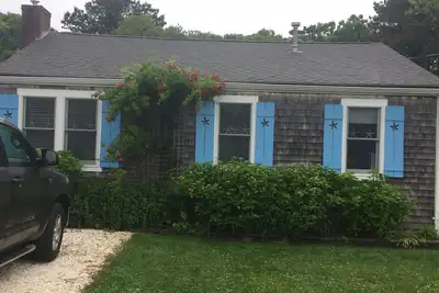 Image de Amazing Beach Cottage just Steps to the Ocean