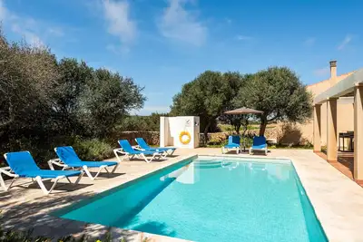 Image de Villa Flomertor 2 with Wifi, Ac, Private Pool, Barbecue, Terrace, Garden, Bright