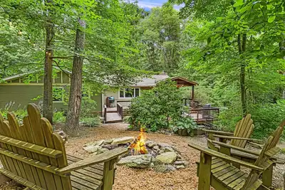 Tranquil-Nest Avl by Carolina Mornings | Grill, Fire Pit🔥 +Biltmore Pass